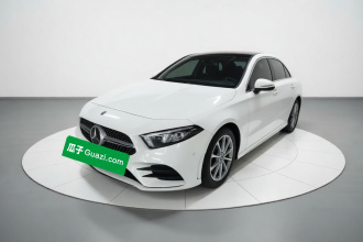 奔驰A级 2021款 A 200 L 运动轿车时尚型