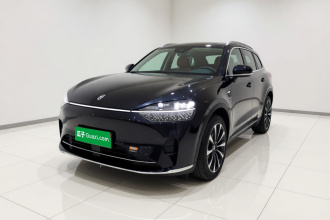 鸿蒙智行 问界M9 2025款 增程 Max版 52kWh 6座版 (192线激光雷达）