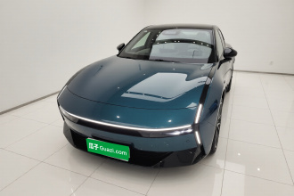 小鹏P7 2025款 750 四驱高性能 Ultra