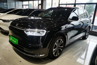 鸿蒙智行 问界M7 2026款 增程 Ultra四驱版 5座(192线激光雷达）