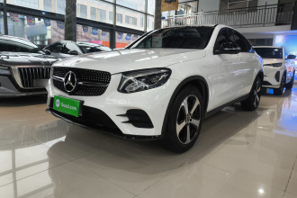 奔驰GLC轿跑 2019款 改款 GLC 200 4MATIC 轿跑SUV