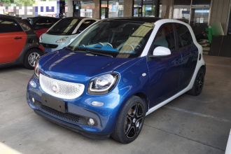 smart forfour 2016款 0.9T 66千瓦极致版