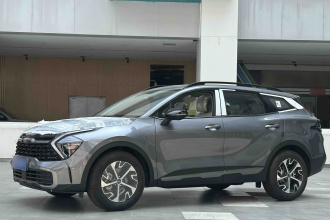 起亚 狮铂拓界 2023款 1.5T 两驱尊贵版