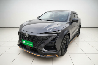 长安UNI-T 2022款 1.5T 运动版 尊贵型