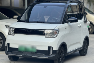 五菱汽车 宏光MINIEV 2022款 GAMEBOY 200km 玩乐款 磷酸铁锂