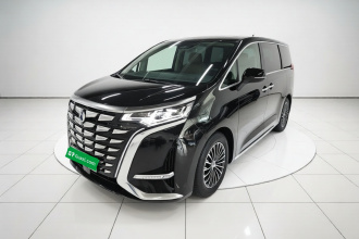 腾势D9 2024款 DM-i 980 四驱尊荣型
