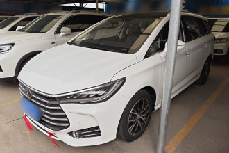 比亚迪 宋MAX 2017款 1.5T 自动智联尊贵型 7座