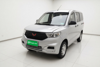 五菱汽车 五菱宏光V 2022款 1.5L劲取版电动助力LAR