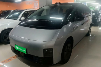 理想汽车 理想MEGA 2024款 Ultra