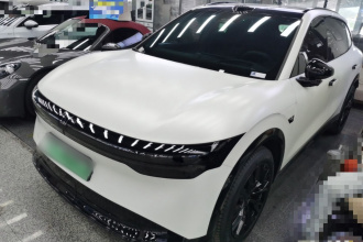 极氪7X 2025款 75kWh 后驱智驾版