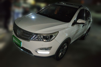 宝骏560 2015款 1.8L 手动豪华型