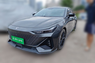 长安UNI-V 2022款 1.5T 尊贵型