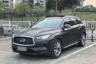 英菲尼迪QX50 2020款 改款 2.0T 两驱时尚版