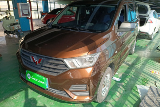 五菱汽车 五菱宏光 2018款 1.5L S标准型L2B