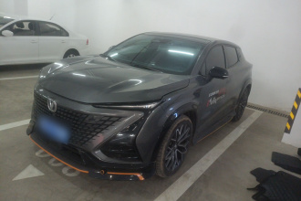 长安UNI-T 2022款 1.5T 尊贵型