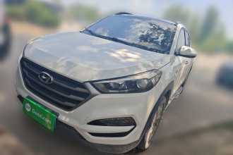 现代 途胜 2018款 1.6T 双离合两驱15周年特别版
