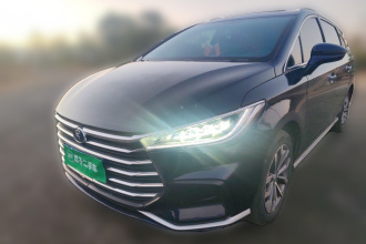 比亚迪 宋MAX 2019款 1.5T 自动智联睿逸天窗型 6座 国VI