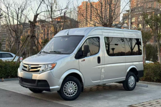 东风御风 御风 2020款 2.3T经济型物流车短轴中顶5-9座WP2.3