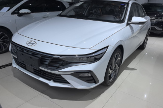 现代 伊兰特 2023款 1.5L CVT GLX精英版