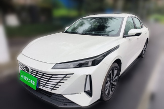 长安 逸动 2025款 蓝鲸 1.5T 500Bar尊贵型