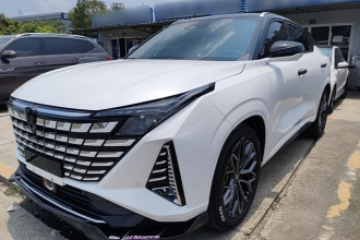 长安UNI-Z 2025款 1.5T 尊贵型