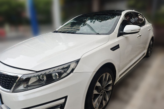 起亚K5 2015款 2.0L 自动LUX