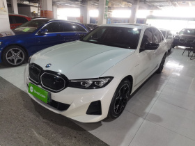 宝马i3 2023款 eDrive 40 L 曜夜套装