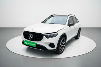 奔驰GLC 2023款 GLC 260 L 4MATIC 动感型 5座