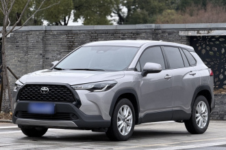 丰田 卡罗拉锐放 2023款 2.0L 先锋版