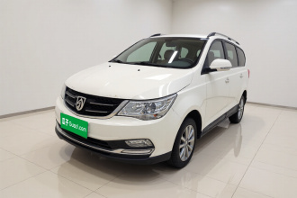 宝骏730 2016款 1.5L 手动舒适型 7座 国V