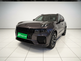 领克09 EM-P 2024款 2.0TD EM-P 四驱HALO 六座