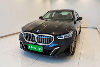 宝马5系 2025款 525Li M运动套装