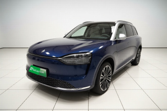 鸿蒙智行 问界M9 2025款 纯电 Ultra版 100kWh 5座版