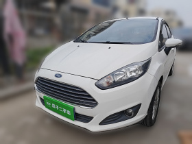 福特 嘉年华 2013款 两厢 1.5L 自动时尚型