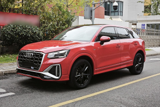 奥迪Q2L 2022款 35 TFSI 进取动感型