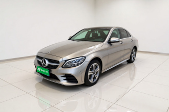 奔驰C级 2019款 改款 C 260 L 运动版