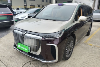 岚图汽车 岚图梦想家 2026款 PHEV 乾崑Ultra