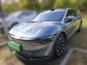 极氪007 2025款 后驱智驾版 75kWh