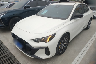 广汽传祺 影豹 2021款 270T DCT J16版