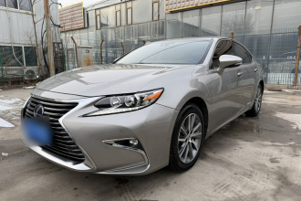 雷克萨斯ES 2017款 300h Mark Levinson舒适版