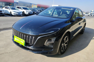 红旗E-QM5 2023款 改款 基础出行版