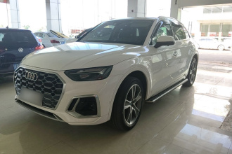 奥迪Q5L 2022款 45T 豪华动感型