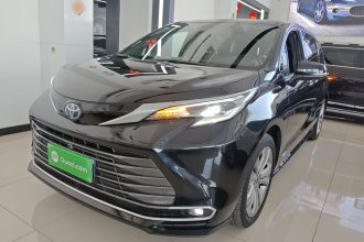 丰田 赛那SIENNA 2023款 2.5L混动 尊贵版