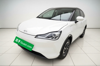 哪吒汽车 哪吒V 2021款 长续航娱乐版升级型