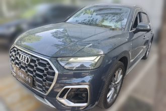 奥迪Q5L 2022款 改款 40T 豪华动感型