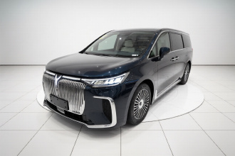 岚图汽车 岚图梦想家 2025款 PHEV 四驱卓越乾崑版
