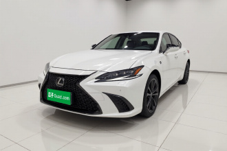 雷克萨斯ES 2022款 300h F SPORT