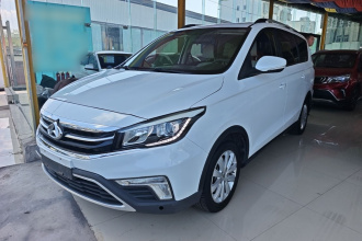 长安欧尚A800 2019款 1.6L 手动豪华型 国VI