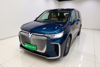 岚图汽车 岚图梦想家 2025款 PHEV 四驱旗舰鲲鹏版