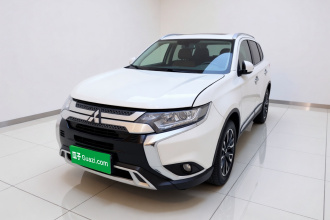 三菱 欧蓝德 2019款 2.0L 两驱畅享版 5座 国V